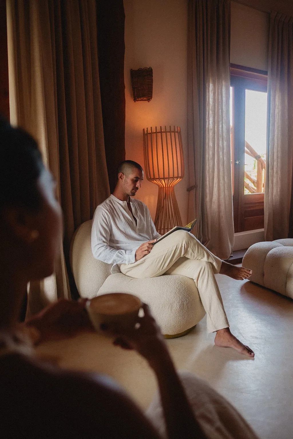 Casa Las Tortugas — Reading portrait